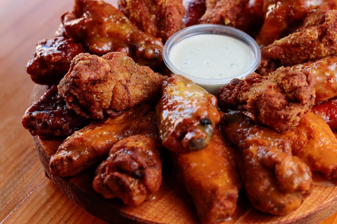 Buffalo wings from Wing It On restaurant opening in Tampa Bay