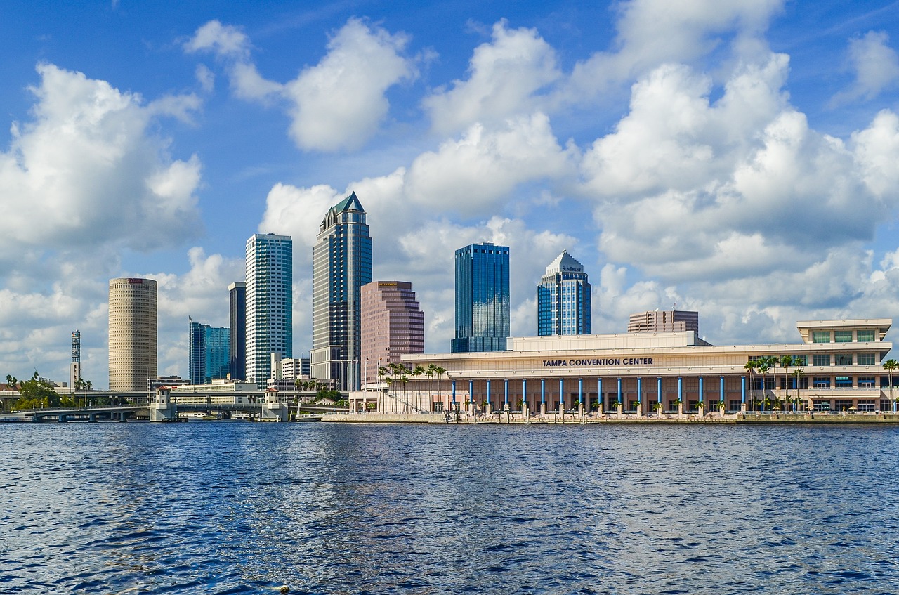 Tampa Bay skyline highlighting downtown Tampa near month-to-month furnished rentals